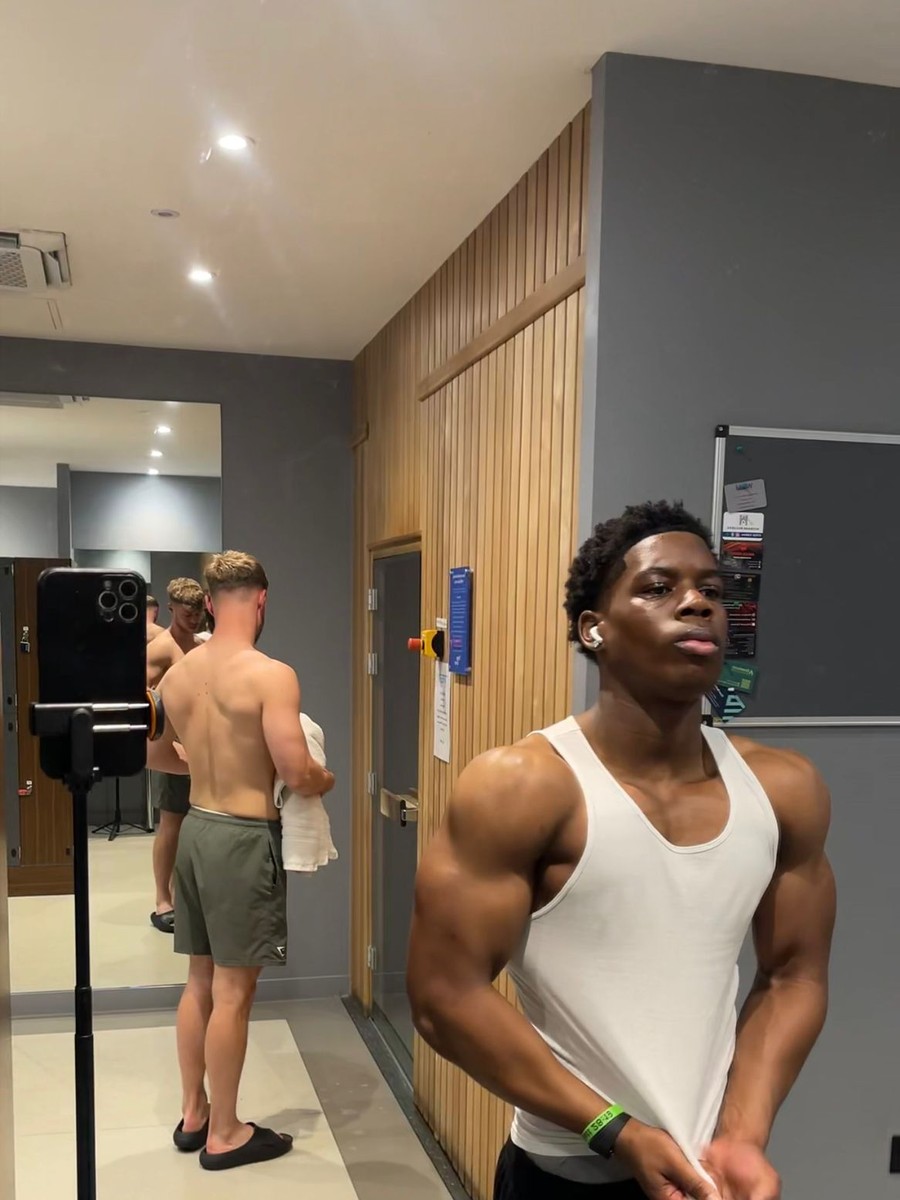 VR founder after — 24kg lost, 8kg muscle gained